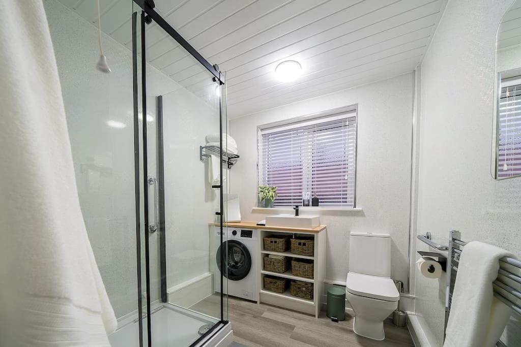 Entire Bungalow In Rawmarsh Extérieur photo